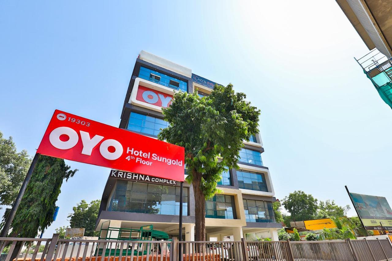 Oyo 19303 Hotel Sungold Ahmadábád Kültér fotó